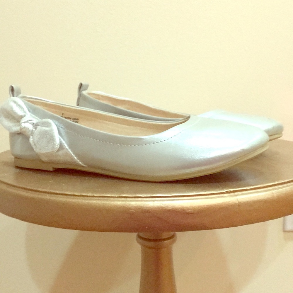 Silver Bow Flats (Girls)